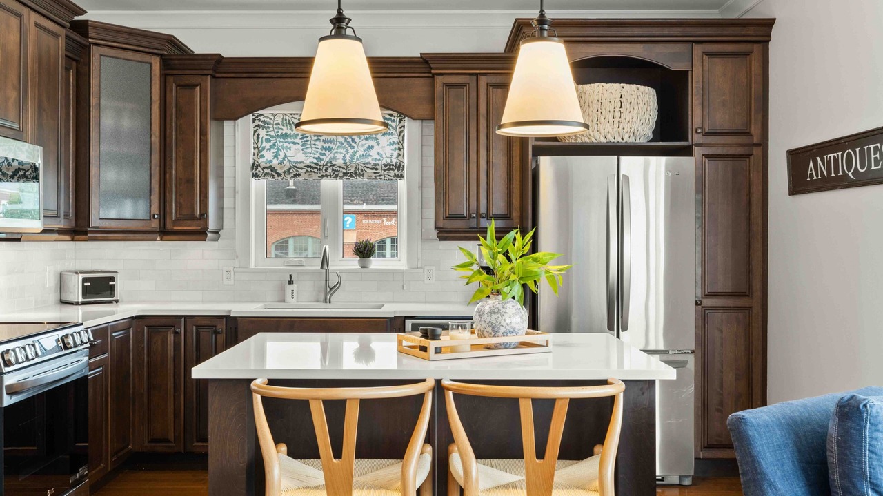 Photo of Kitchen in Queens Square