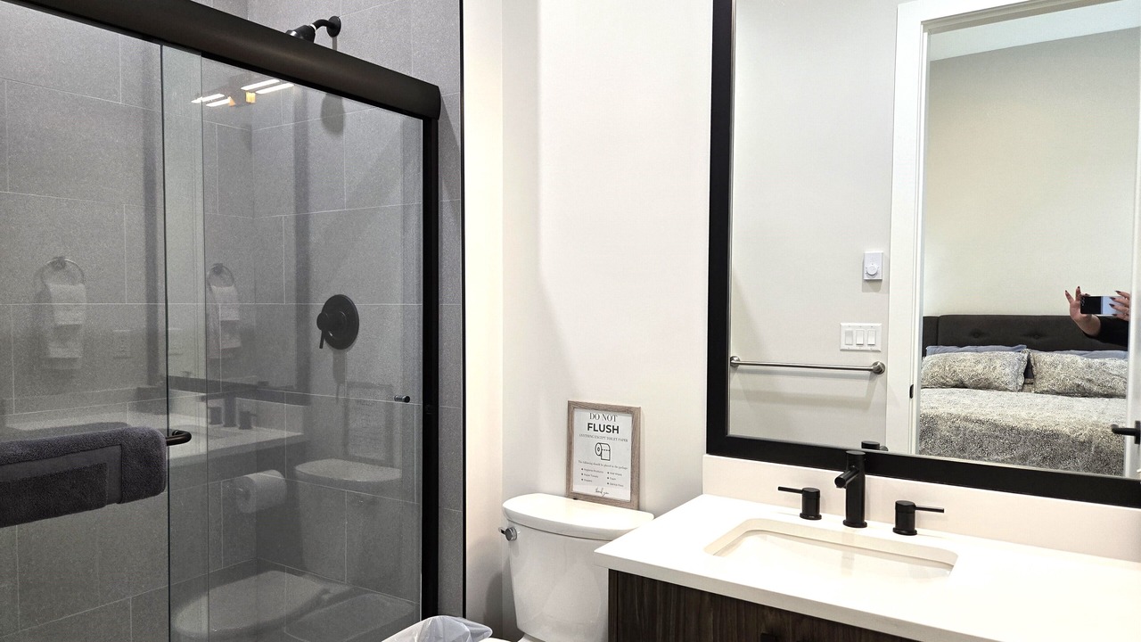 Photo of Bathroom in Okanagan-Similkameen