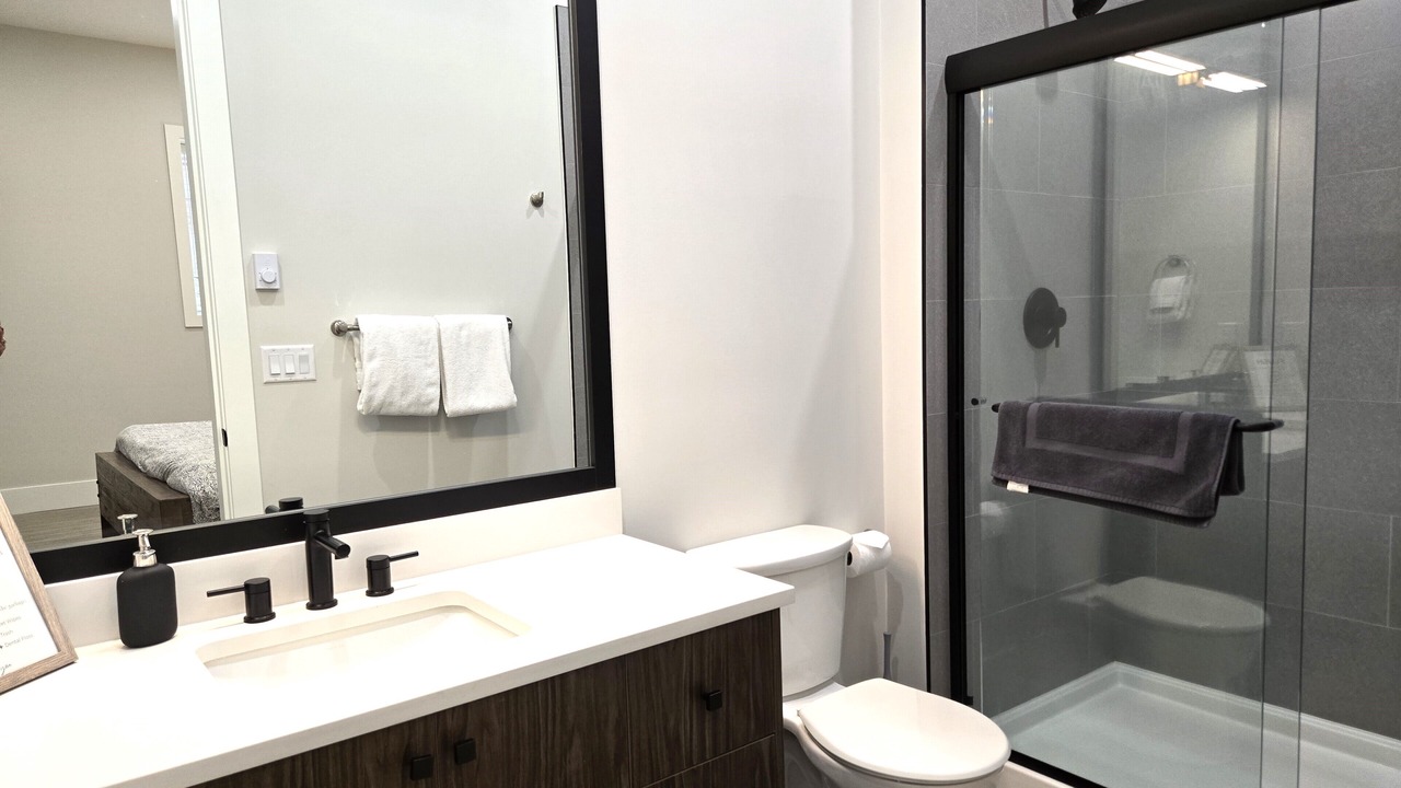Photo of Bathroom in Okanagan-Similkameen