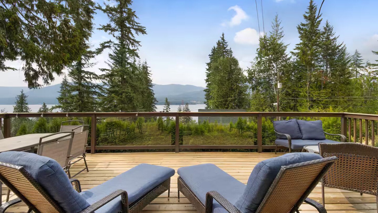Photo of Patio Balcony in Blind Bay
