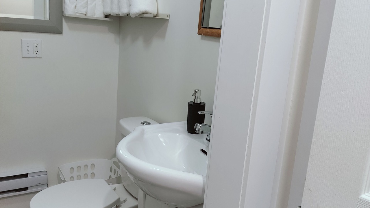 Photo of Bathroom in Brackley Beach