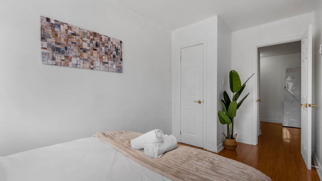 Photo of Bedroom in The Beaches