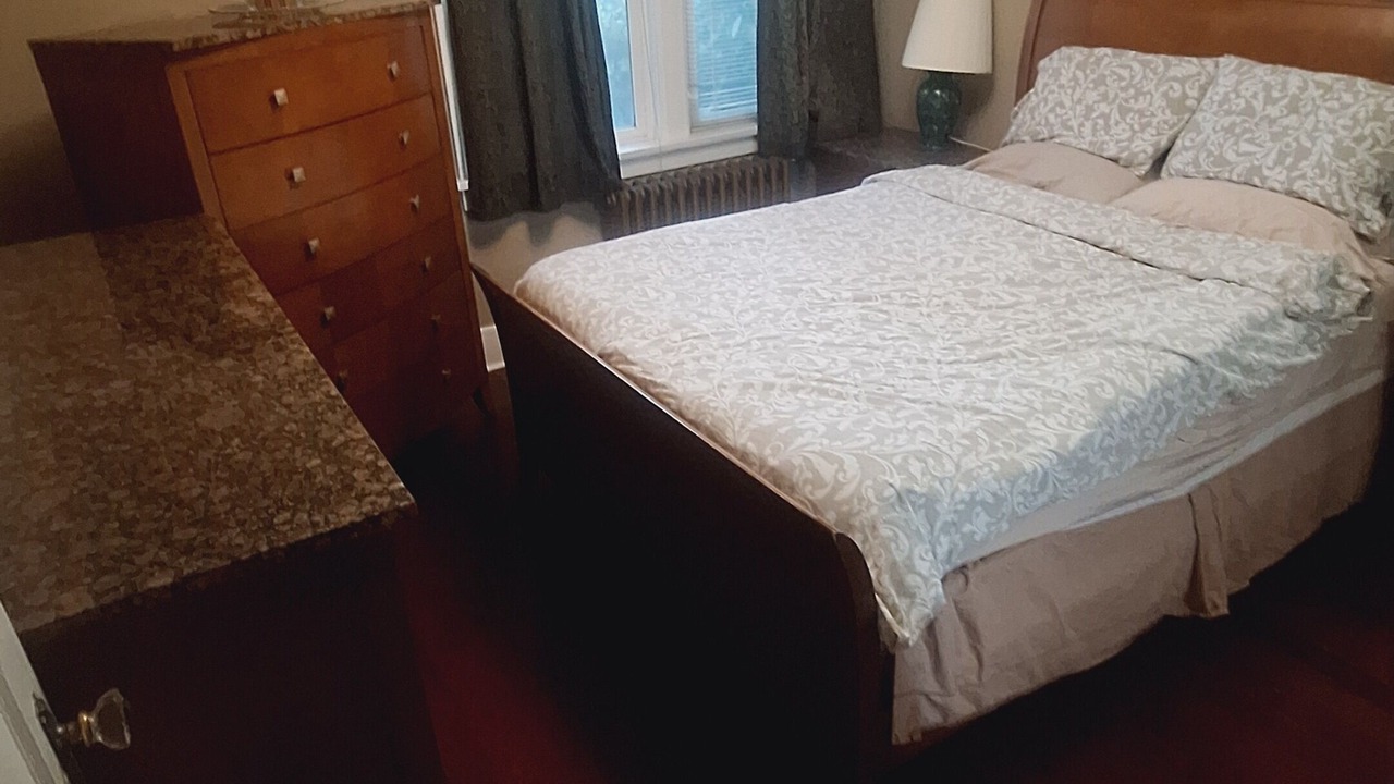 Photo of Bedroom in Marpole