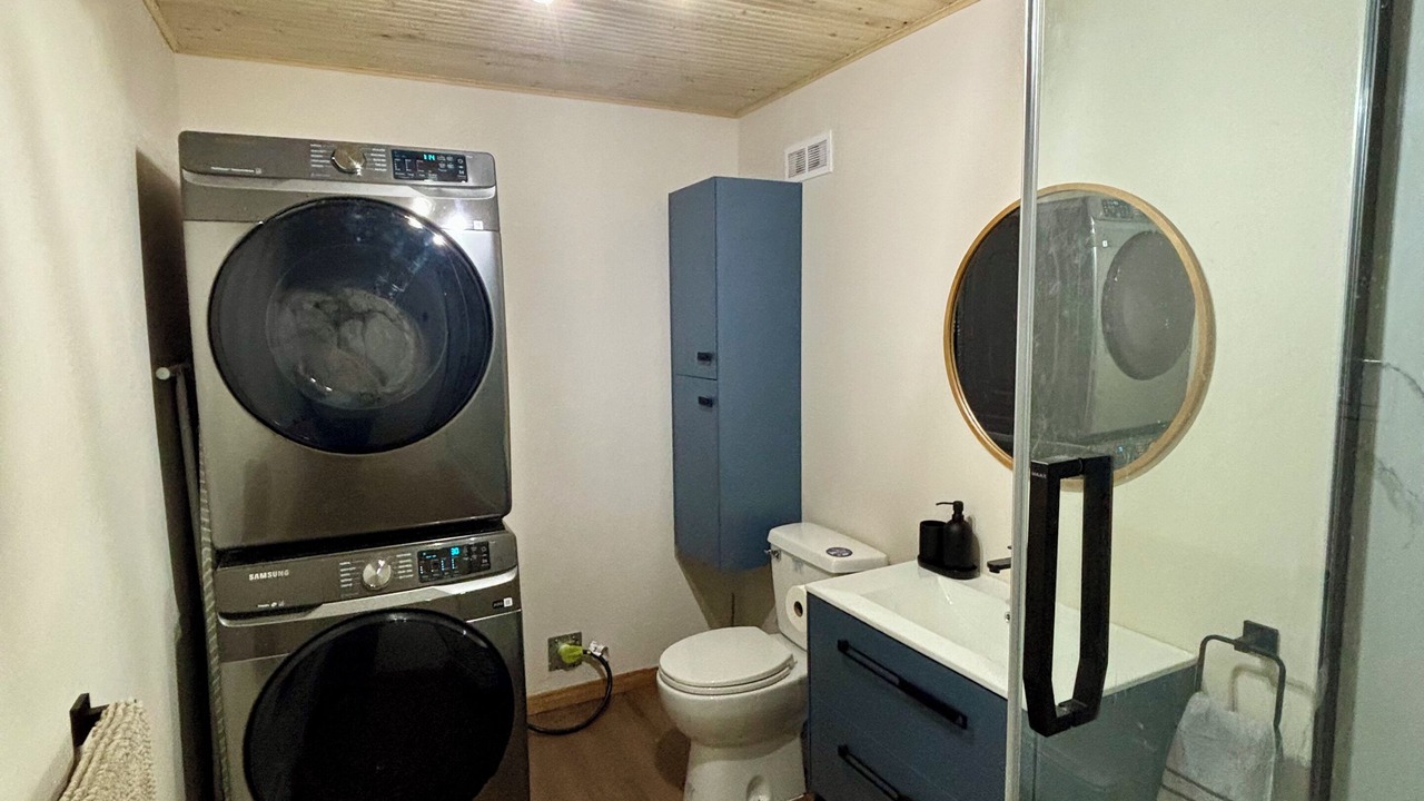 Photo of Bathroom in Entrelacs