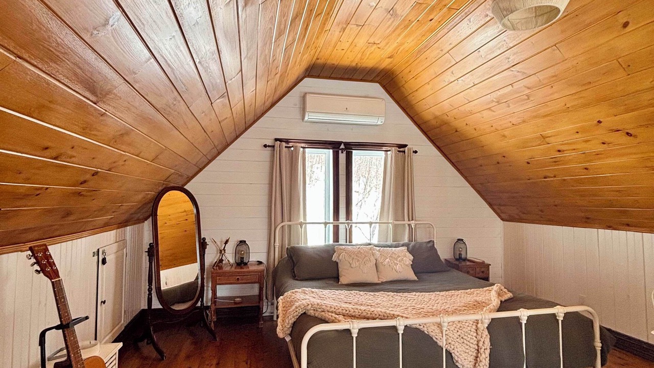 Photo of Bedroom in Entrelacs