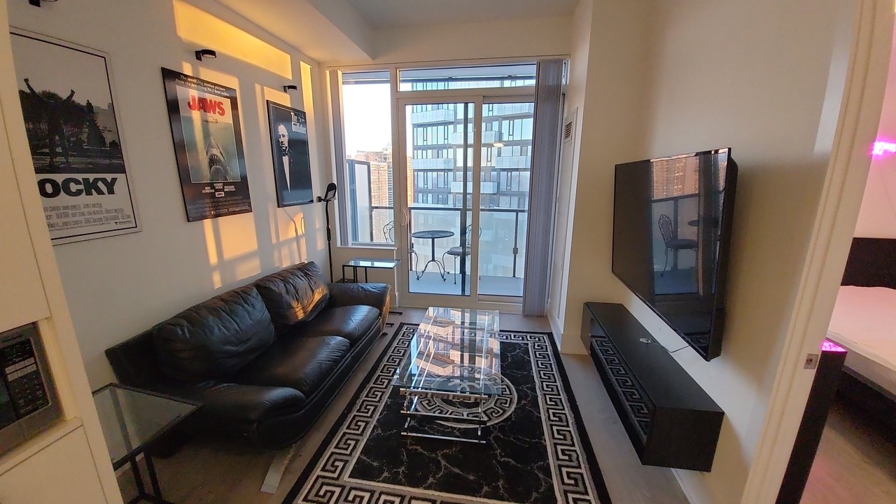 Photo of Livingroom in Wellington Place