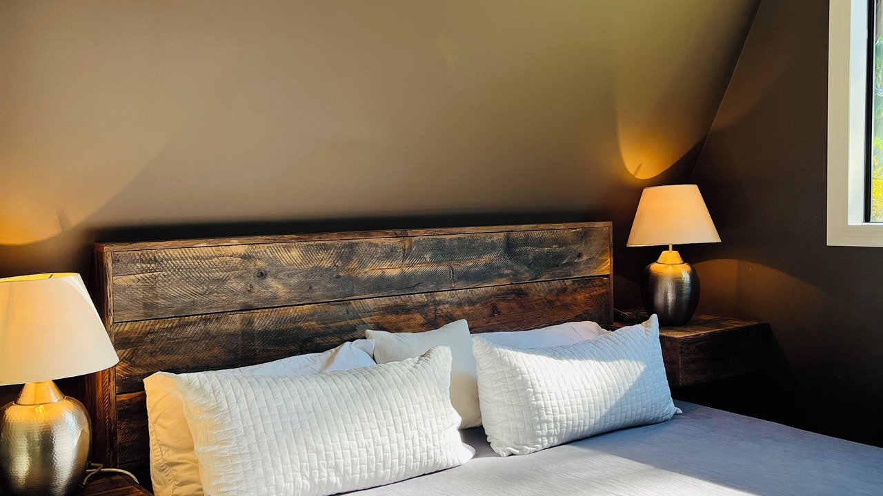 Photo of Bedroom in Courtenay