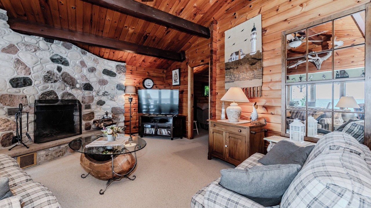 Photo of Livingroom in Lion's Head