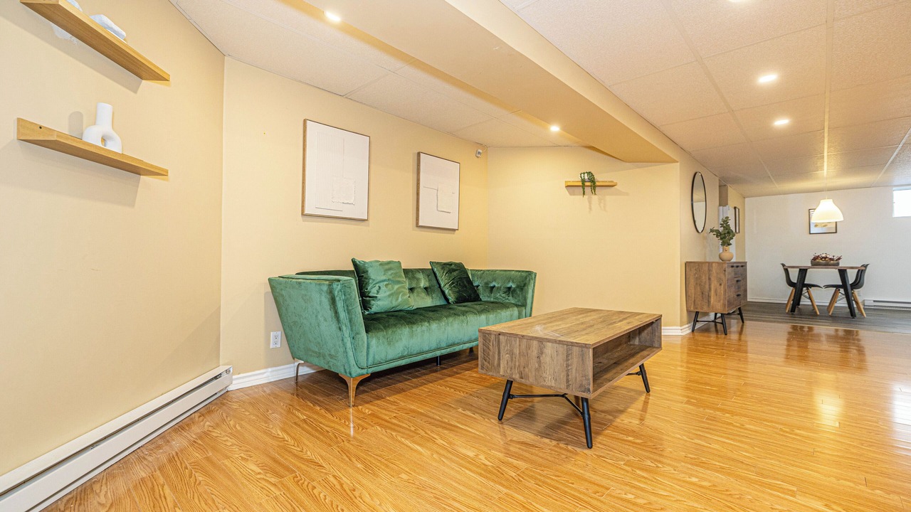 Photo of Livingroom in Brossard