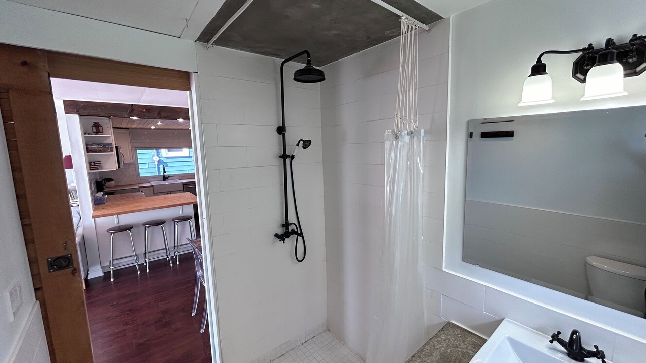Photo of Bathroom in Leamington