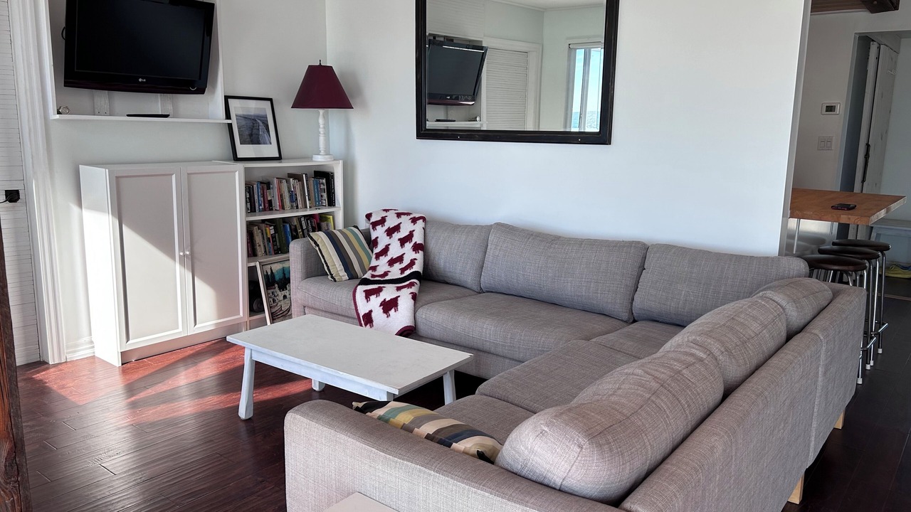 Photo of Livingroom in Leamington