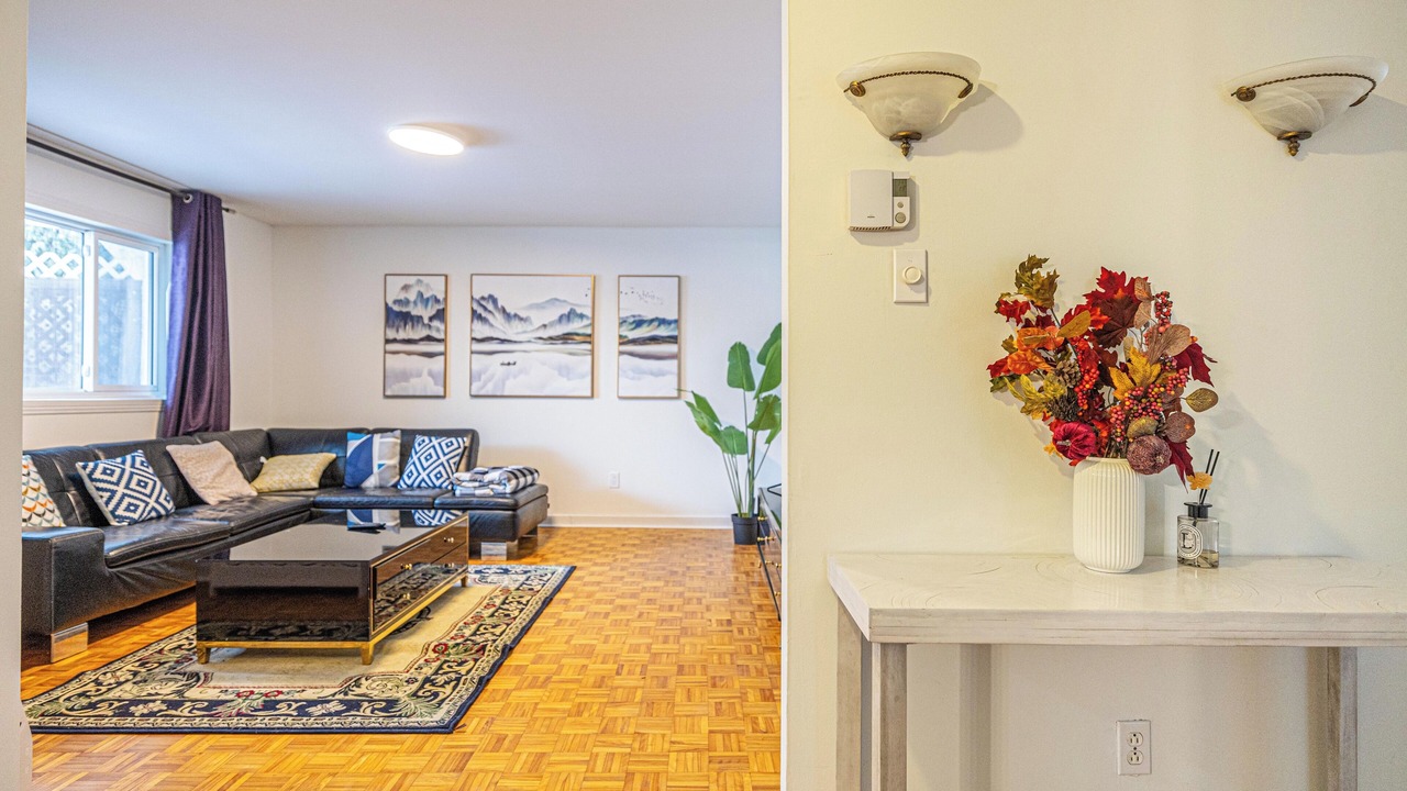 Photo of Livingroom in Brossard