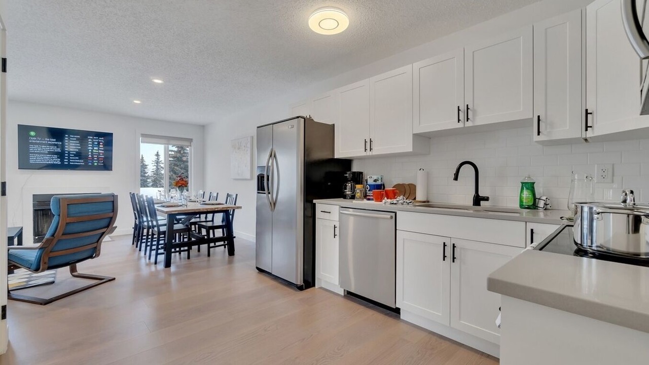 Photo of Kitchen in Southeast Edmonton