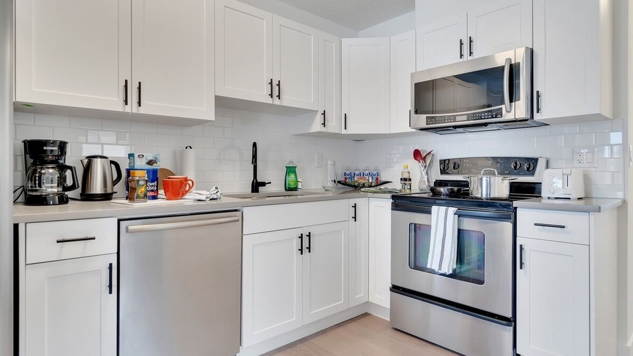 Photo of Kitchen in Southeast Edmonton
