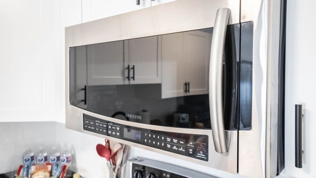 Photo of Kitchen in Southeast Edmonton