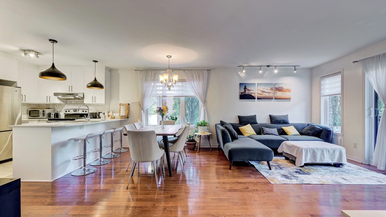 Photo of Livingroom in Pointe-Saint-Charles