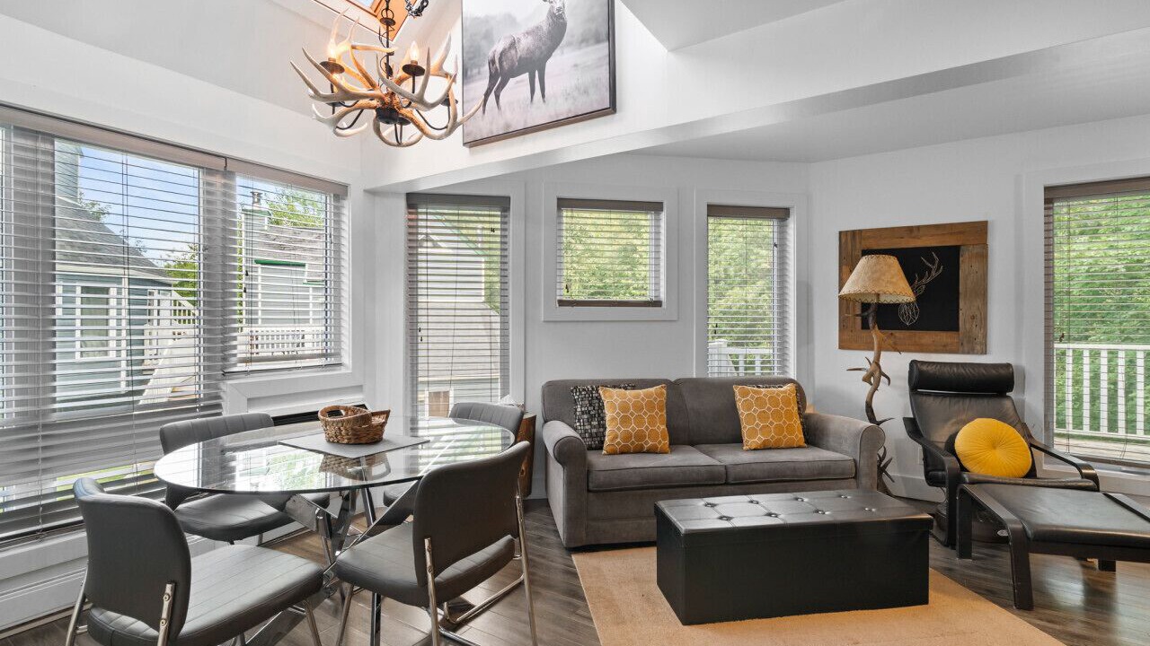Photo of Livingroom in Mont-Tremblant