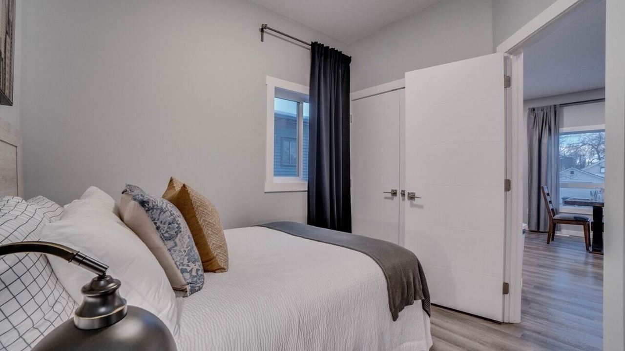 Photo of Bedroom in North Central Edmonton