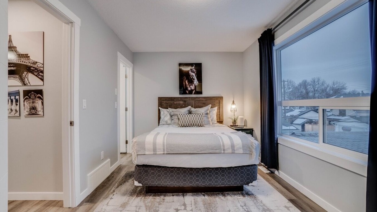 Photo of Bedroom in North Central Edmonton