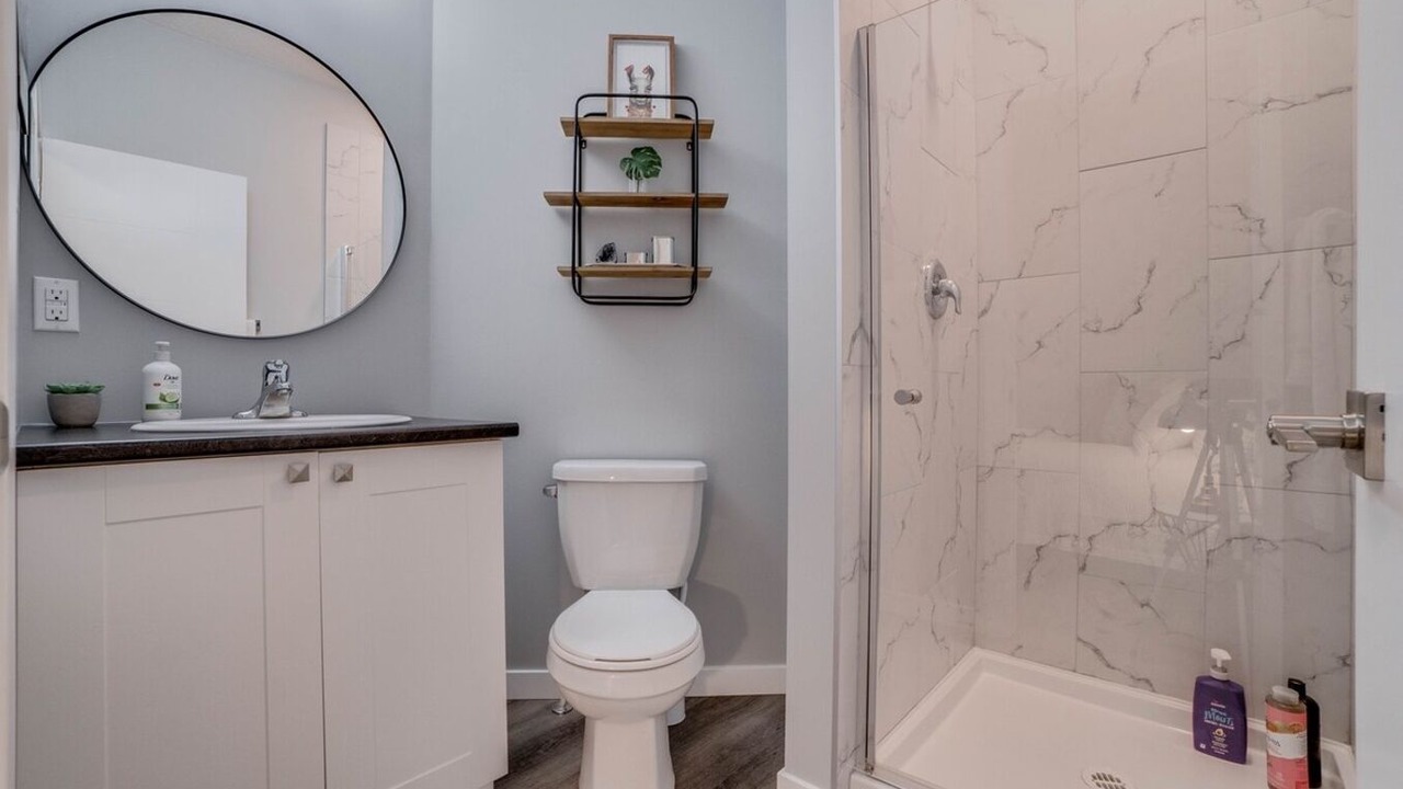Photo of Bathroom in North Central Edmonton