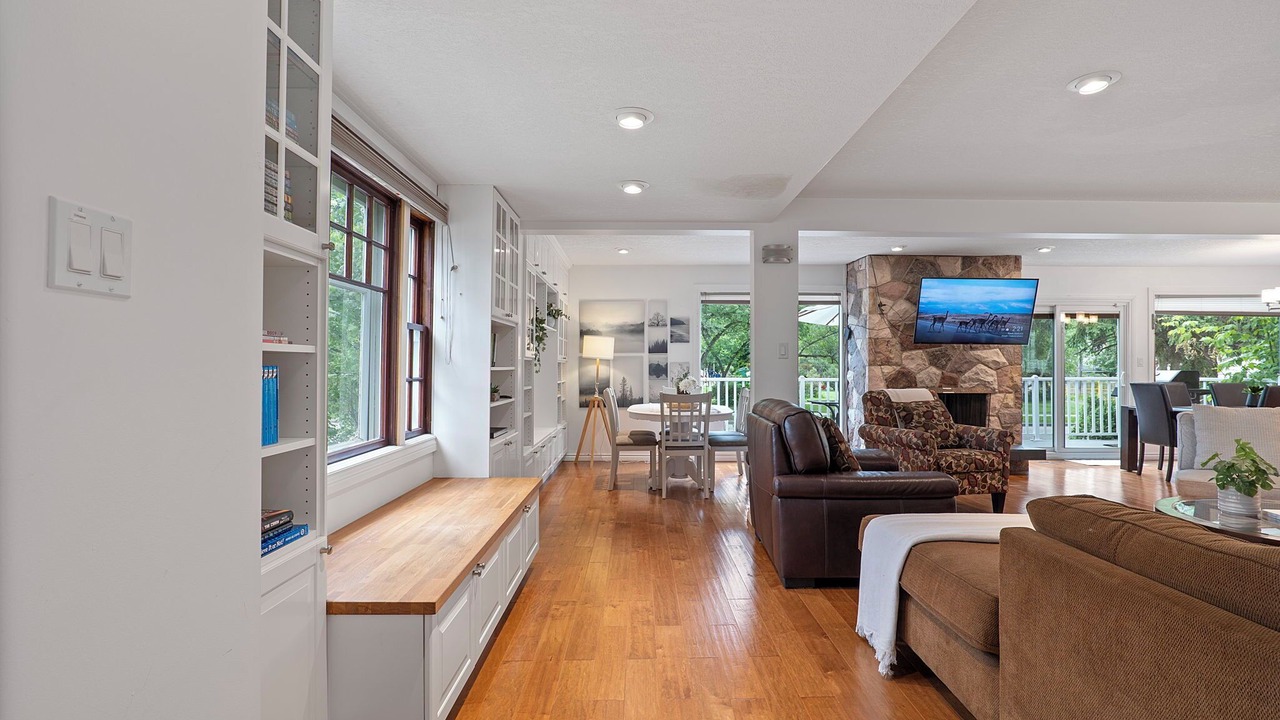 Photo of Livingroom in Southwest Edmonton