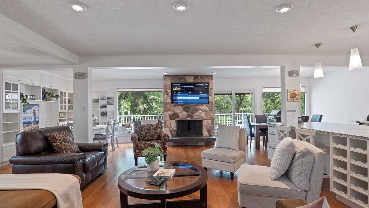 Photo of Livingroom in Southwest Edmonton
