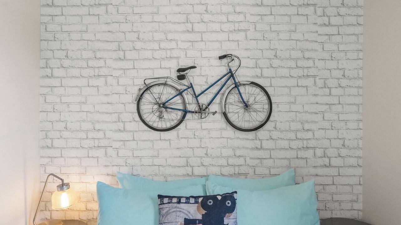 Photo of Bedroom in Whyte ave