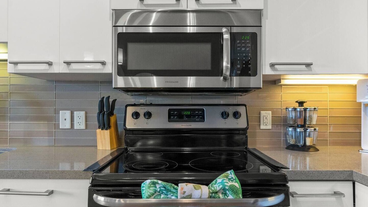 Photo of Kitchen in Whyte ave