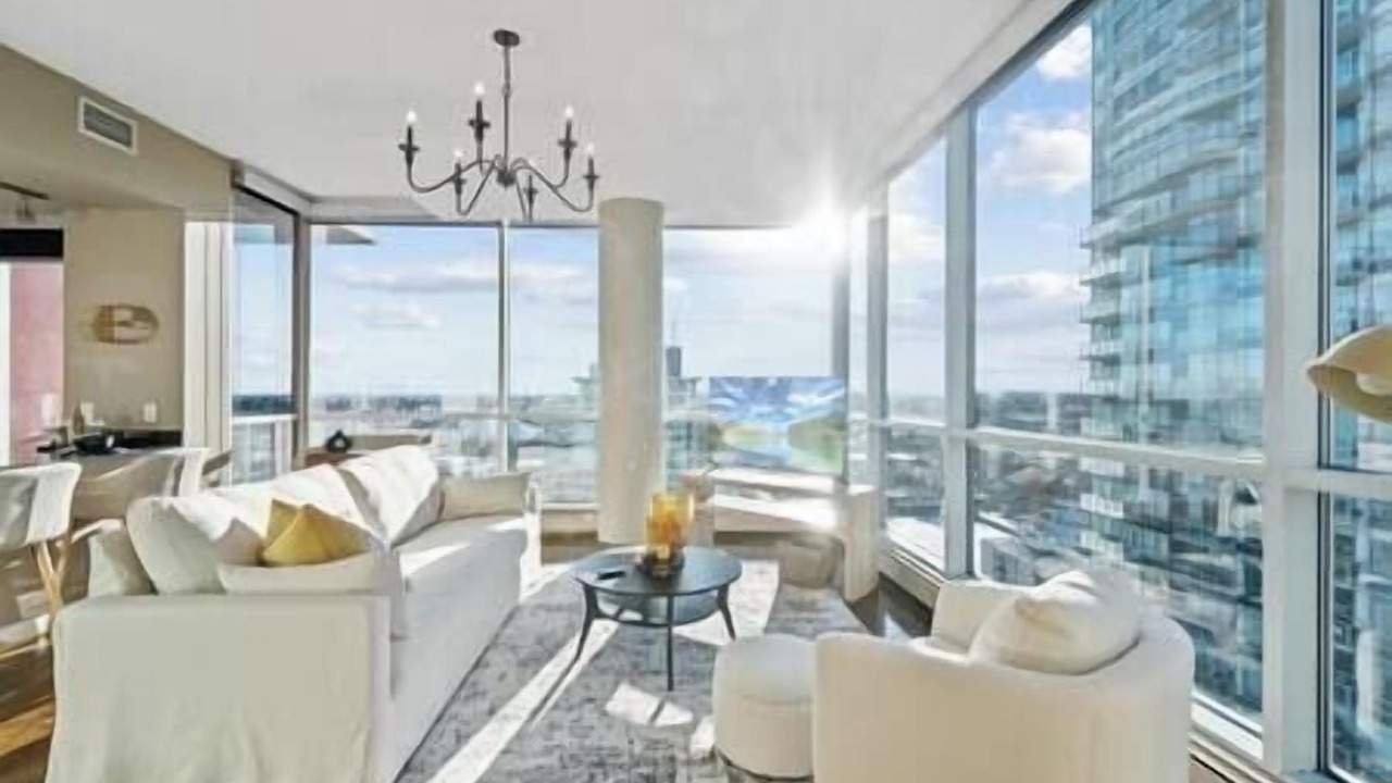 Photo of Livingroom in Beltline
