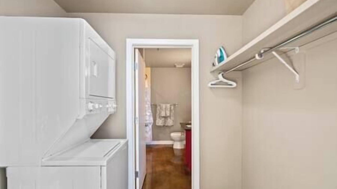 Photo of Bathroom in Victoria Park