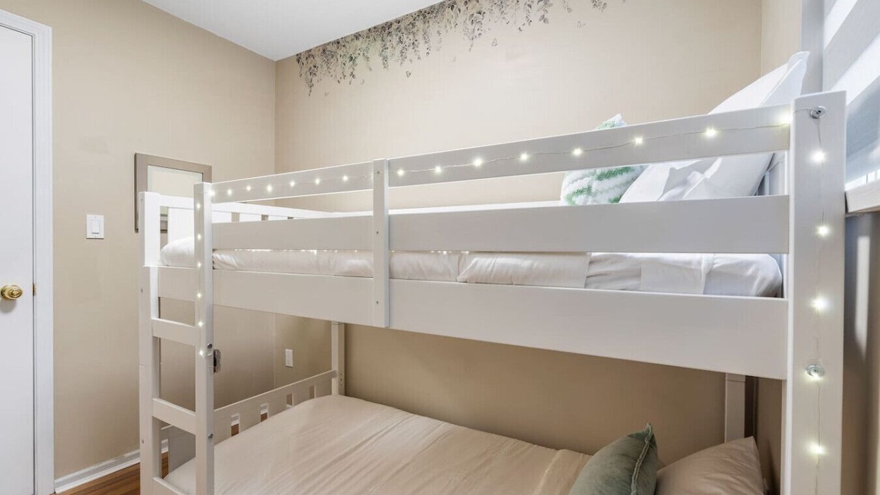 Photo of Bedroom in Marpole