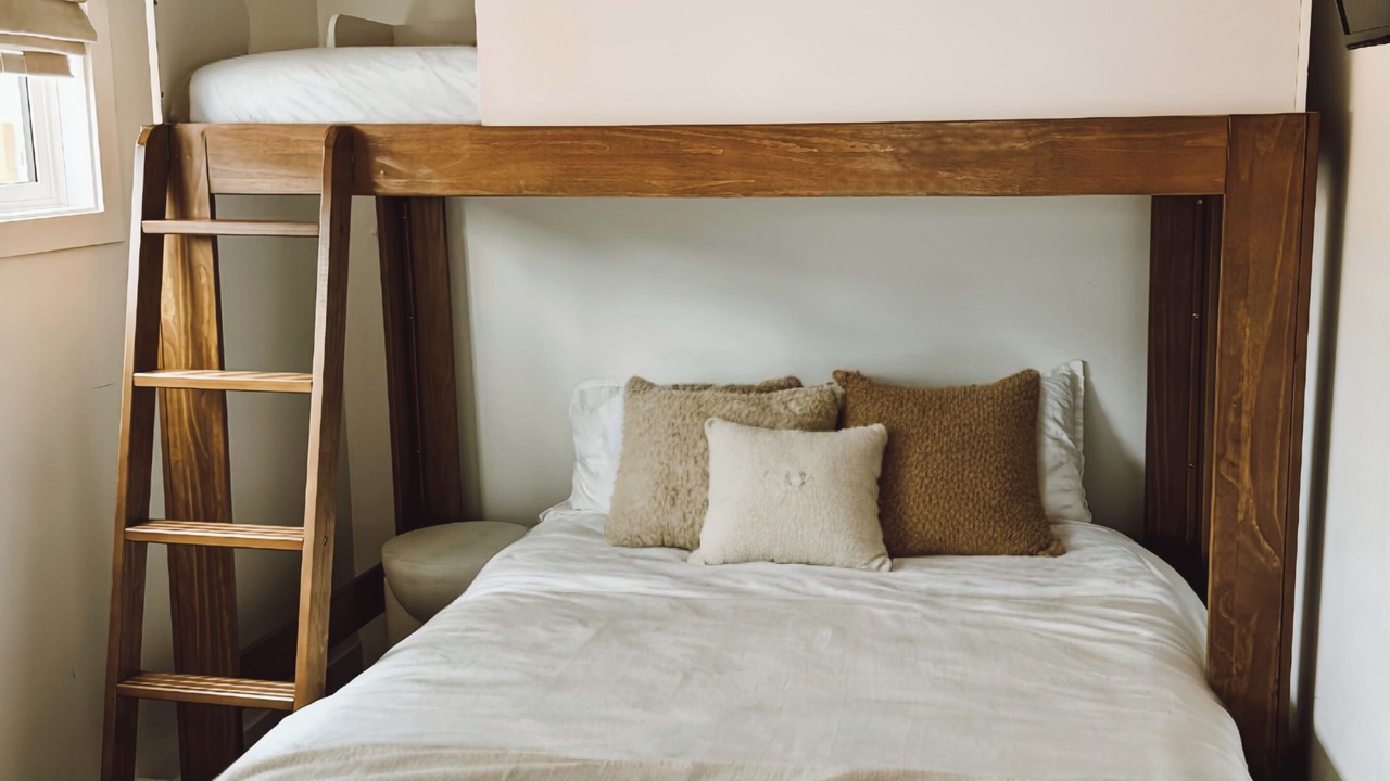 Photo of Bedroom in South Pandosy