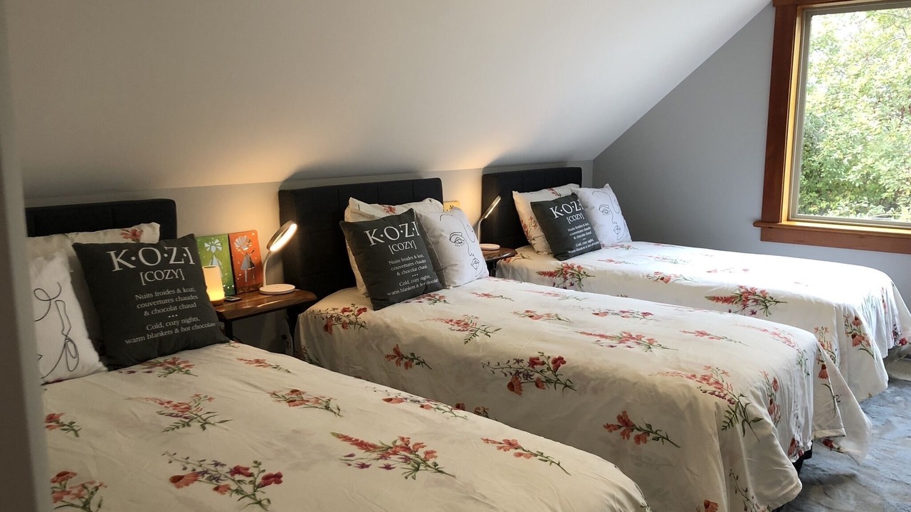 Photo of Bedroom in Central Saanich