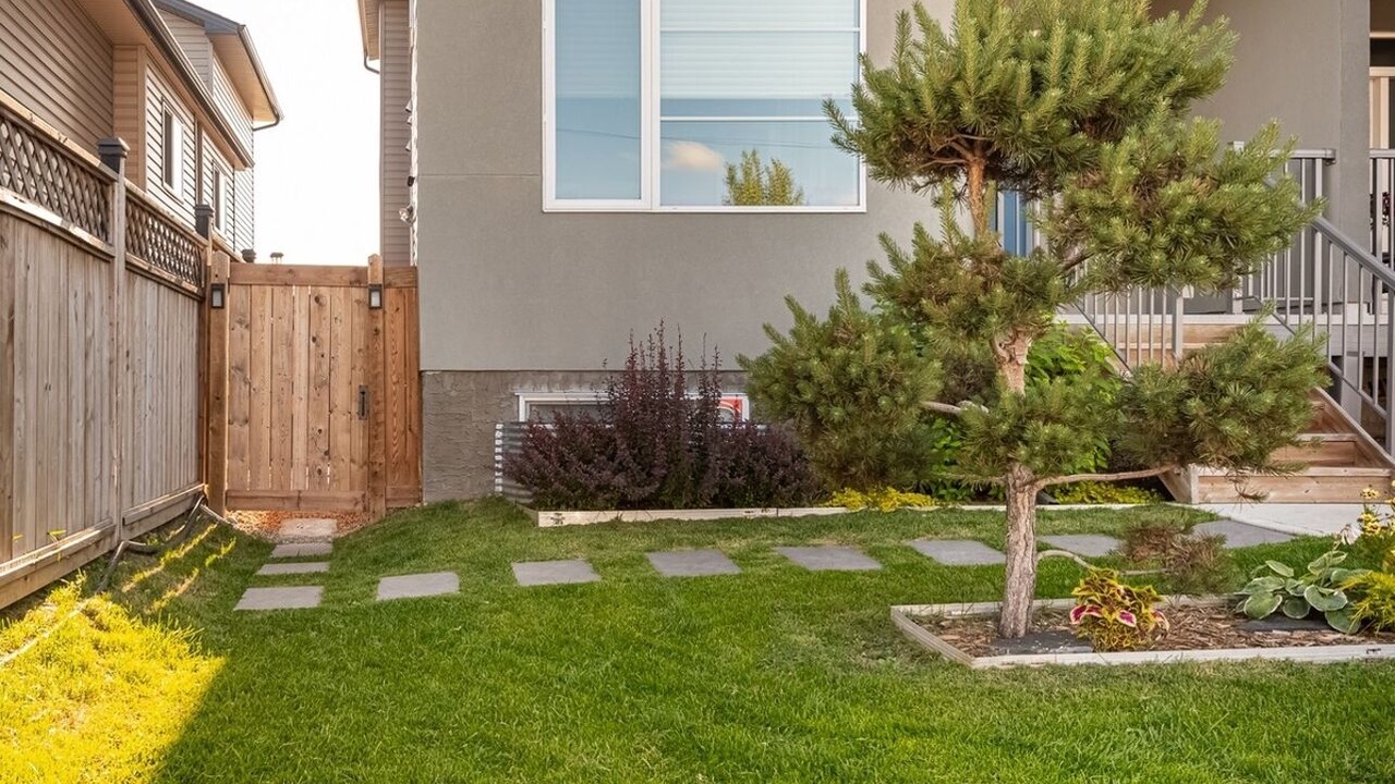 Photo of Outdoor in Jasper Place