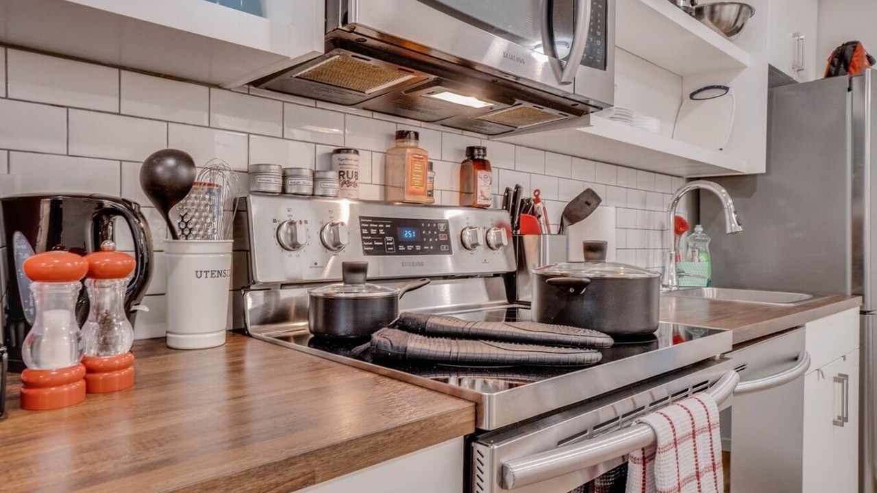 Photo of Kitchen in Jasper Place
