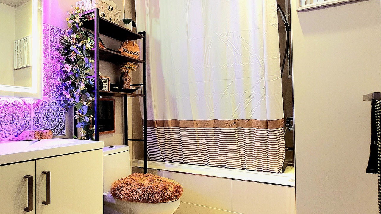 Photo of Bathroom in Connaught