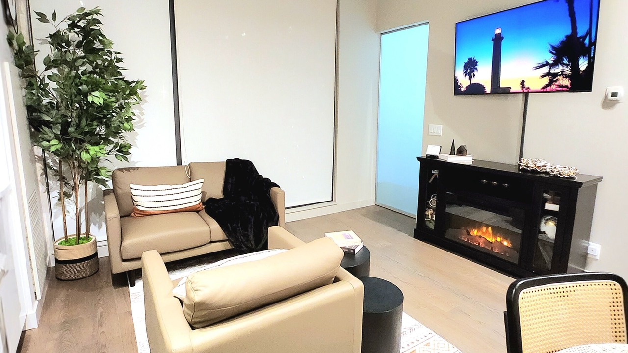 Photo of Livingroom in Connaught