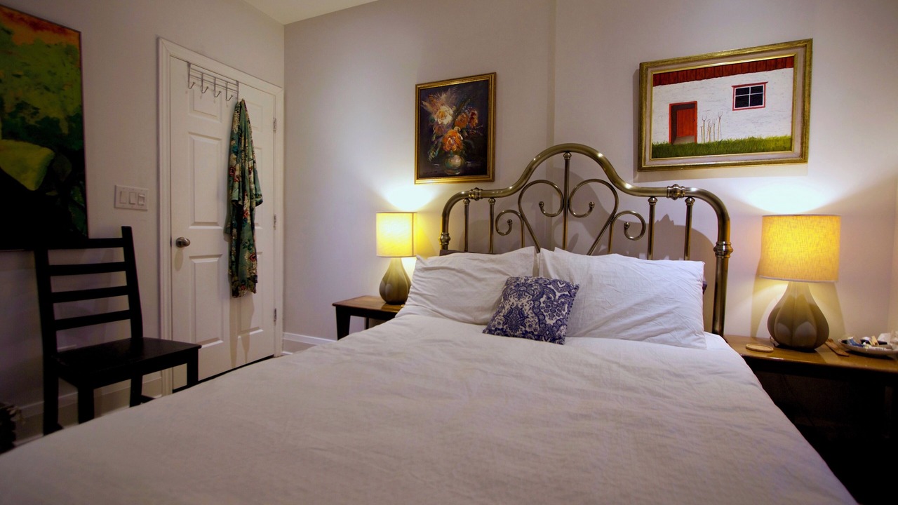 Photo of Bedroom in Leslieville