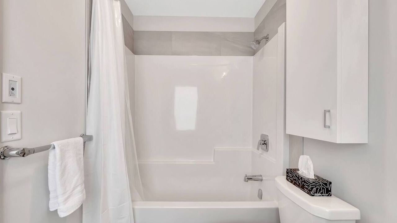 Photo of Bathroom in Division No. 11