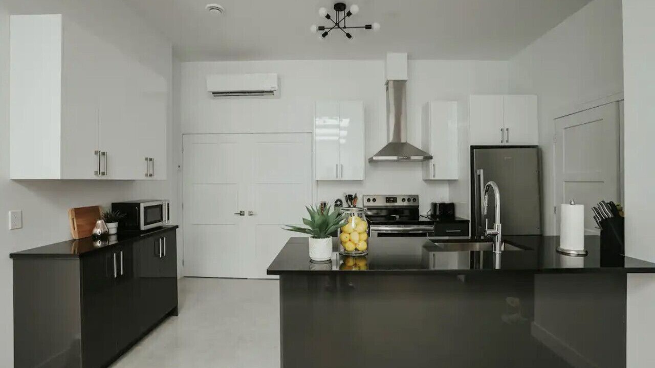 Photo of Kitchen in La Petite-Patrie