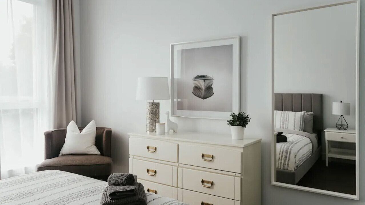 Photo of Bedroom in La Petite-Patrie