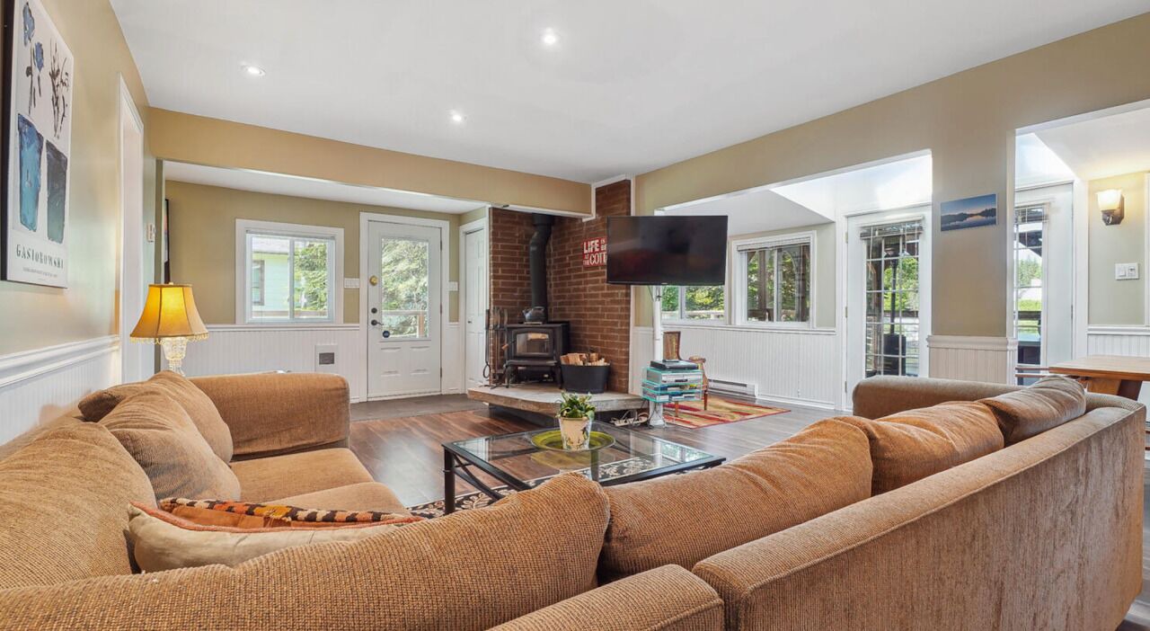 Photo of Livingroom in Petit-Lac-Long