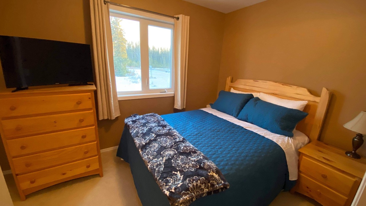 Photo of Bedroom in Candle Lake