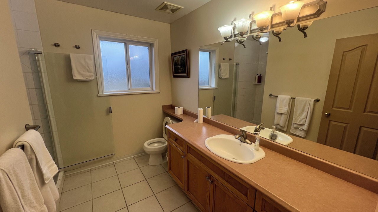 Photo of Bathroom in Langley
