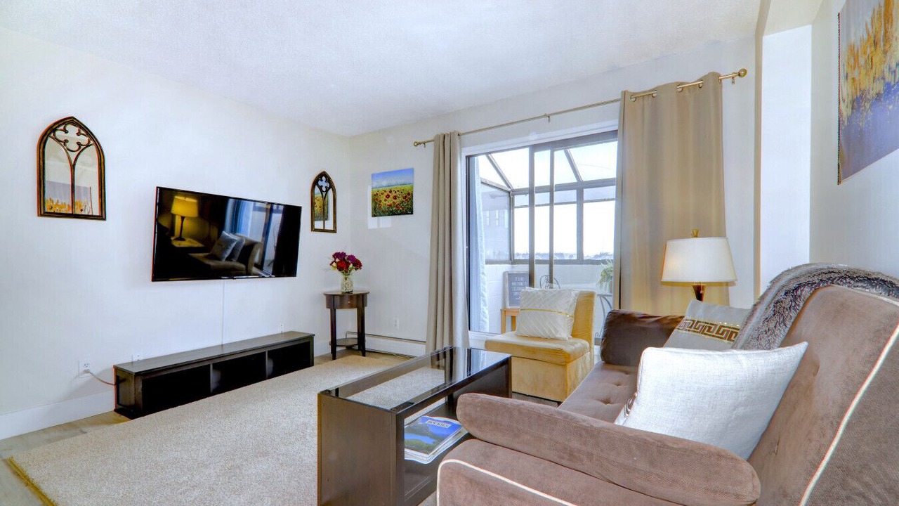 Photo of Livingroom in Beltline