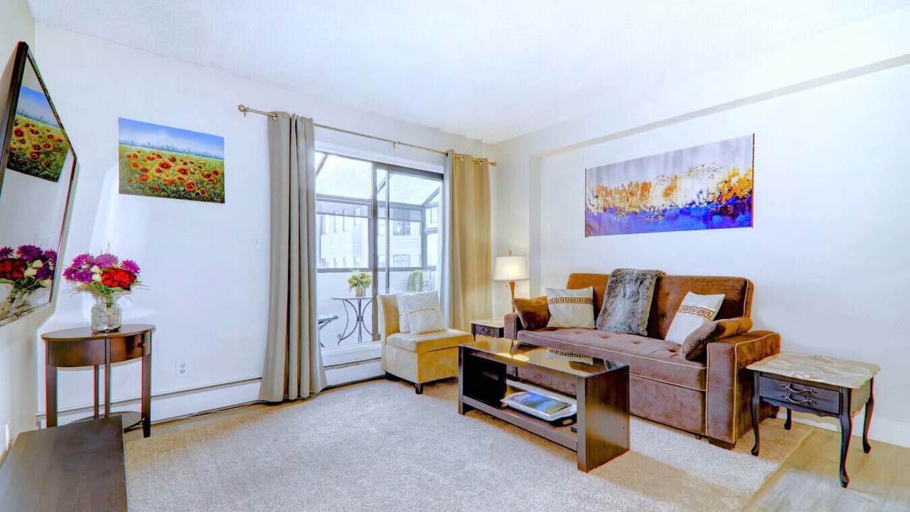 Photo of Livingroom in Beltline