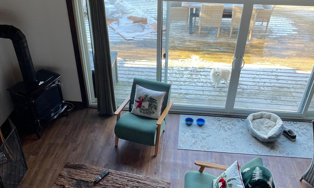 Photo of Livingroom in Northern Bruce Peninsula