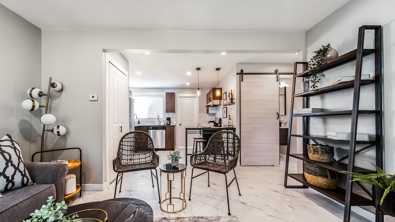 Photo of Livingroom in Northeast Edmonton