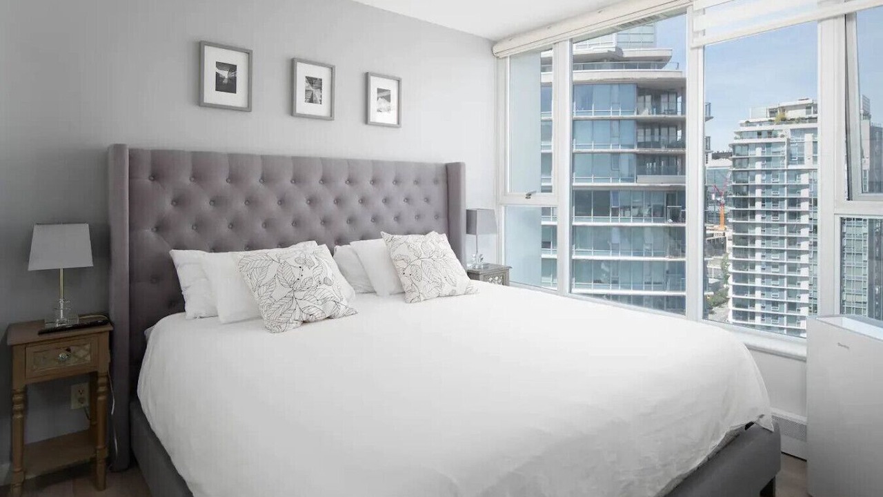 Photo of Bedroom in Gastown