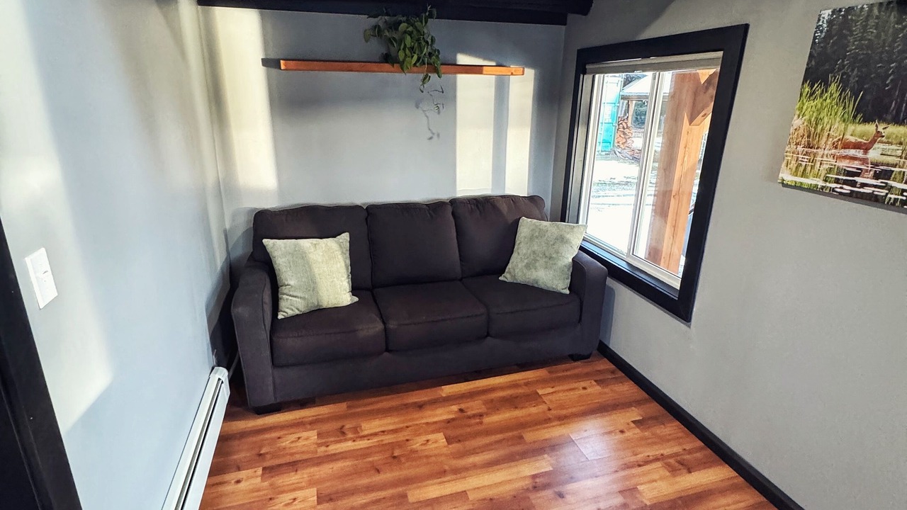 Photo of Livingroom in Cariboo Chilcotin Coast